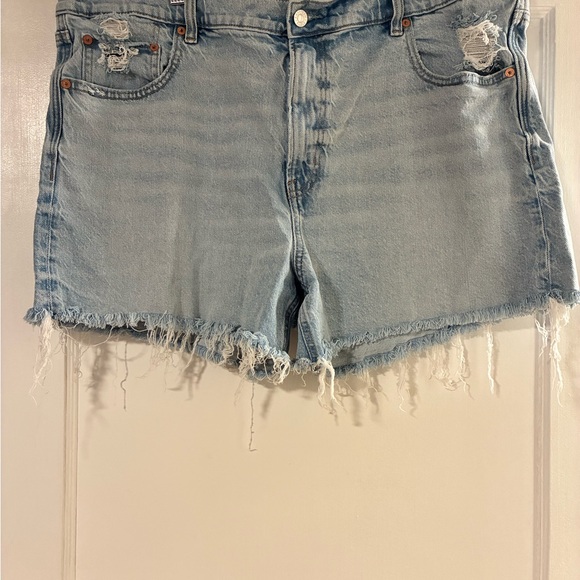 American Eagle Outfitters Pants - American Eagle Distressed Ex-Boyfriend Light Blue Denim Shorts (Size 18)